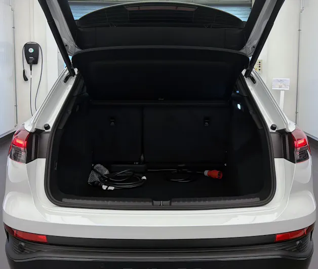 AUDI Q4 e-tron 55 quattro