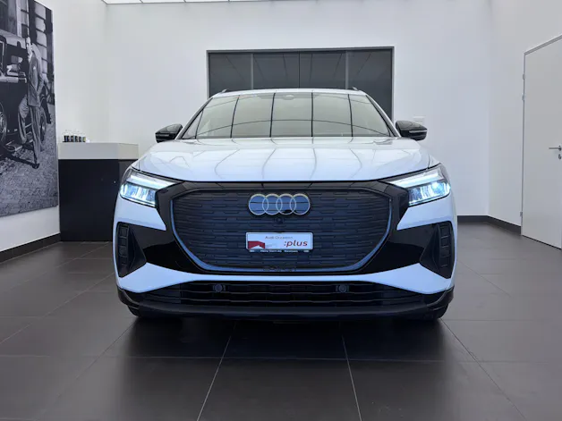 AUDI Q4 e-tron 55 quattro