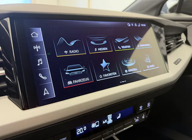 AUDI Q4 e-tron 55 quattro