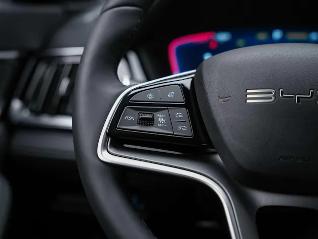 BYD Seal U DM-i Design AWD *Sofort verfügbar*Werksgarantie*Panorama*Sitzbelüftung*360° Kamera*