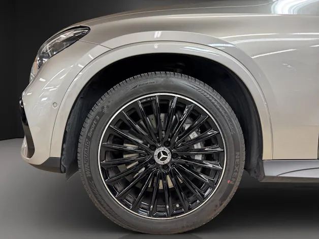MERCEDES-BENZ GLC 220 d 4M 9G-Tronic