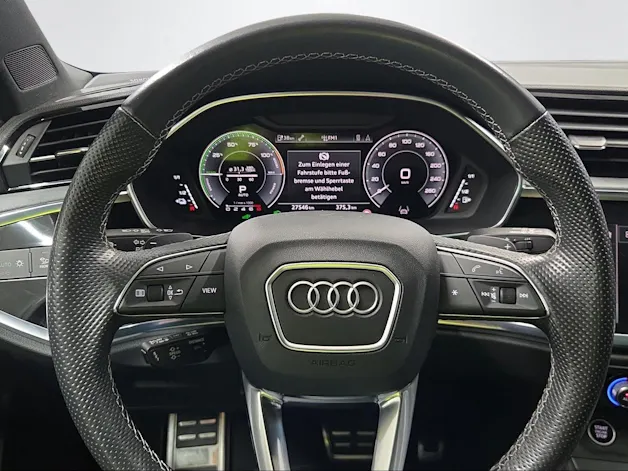 AUDI Q3 1.4 45 TFSI e S line S-Tronic