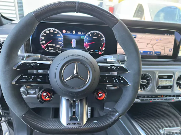 MERCEDES-BENZ G 63 AMG