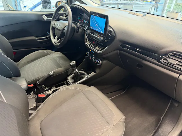 FORD Fiesta 1.0 SCTi Titanium