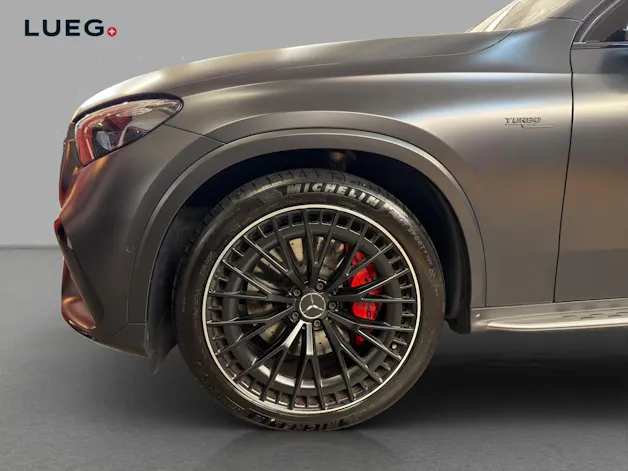 MERCEDES-BENZ GLC 43 4M - AMG Sondermodell / 360 Grad Kamera / Digital Light / Head-Up Display