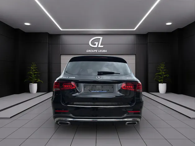 MERCEDES-BENZ GLC 200 AMG Line 4Matic