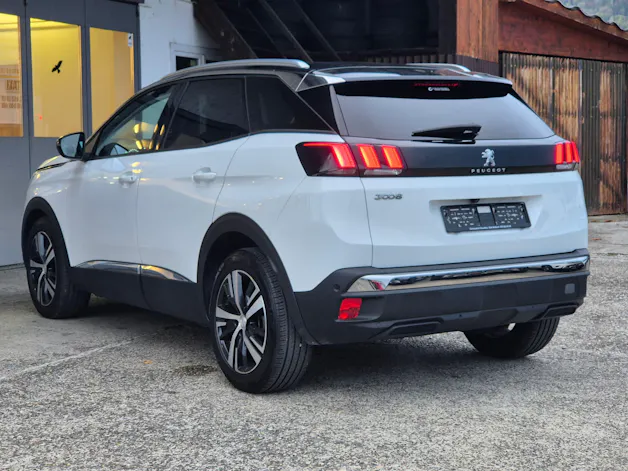PEUGEOT 3008 1.2 PureTech Allure EAT