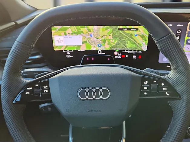 AUDI Q5 TDI quattro 150 kW S-tronic Daytonagrau Perleffekt