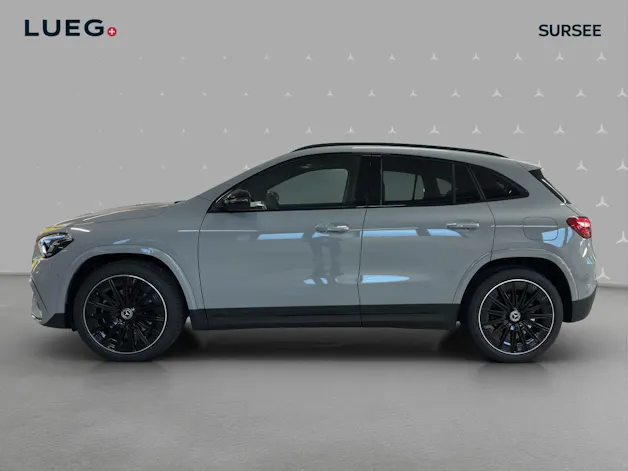 MERCEDES-BENZ GLA 200 Night Star 7G-DCT