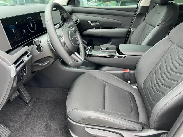 HYUNDAI Tucson 1.6 TGDI HEV Amplia 4WD