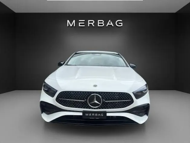 MERCEDES-BENZ A 200 Night Star 7G-DCT