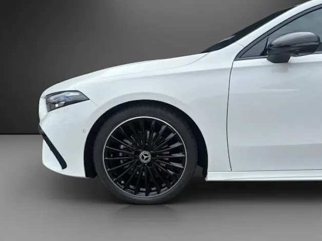 MERCEDES-BENZ A 200 Night Star 7G-DCT