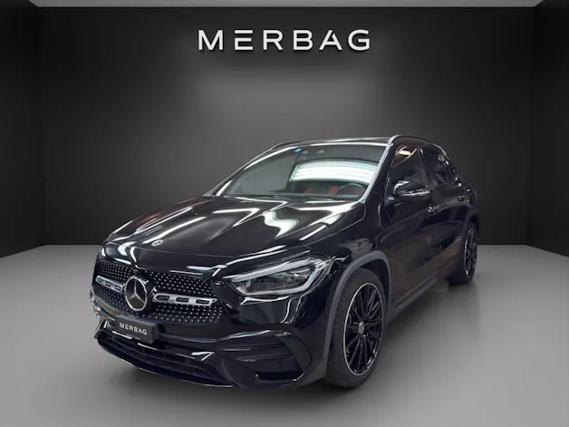 MERCEDES-BENZ GLA 220d AMG Line 4Matic