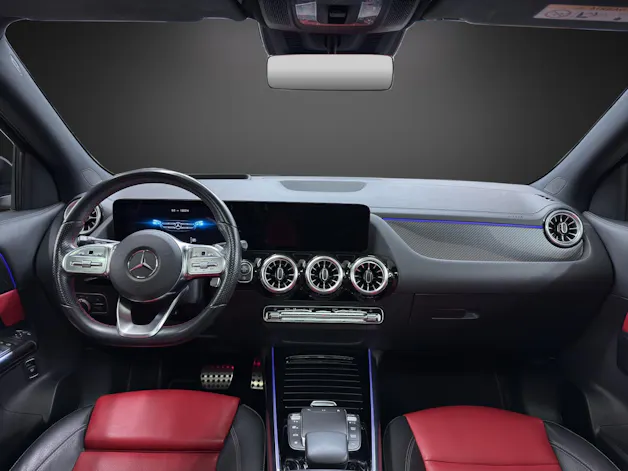MERCEDES-BENZ GLA 220d AMG Line 4Matic