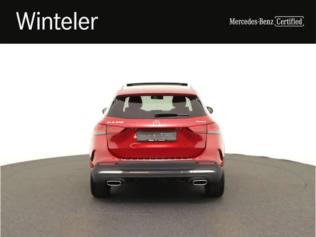 MERCEDES-BENZ GLA 250 AMG Line 4Matic