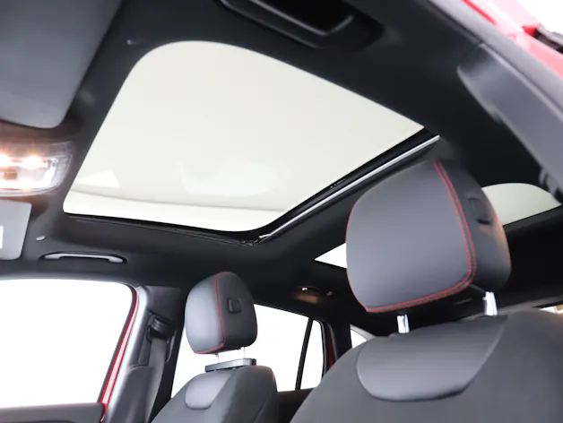 MERCEDES-BENZ GLA 250 AMG Line 4Matic