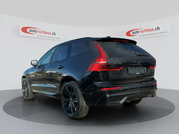 VOLVO XC60 B5 B AWD Plus Black Edition