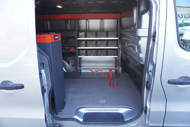 RENAULT Trafic 2.0 Blue dCi 150 Advance L1H1 EDC EINBAUSCHRÄNKE!!!