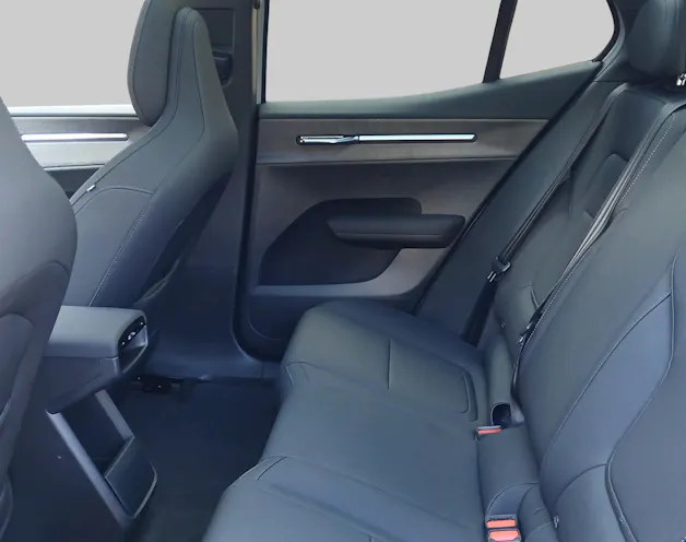 VOLVO EX 30 P8 Ultra XCENTRIC Black E