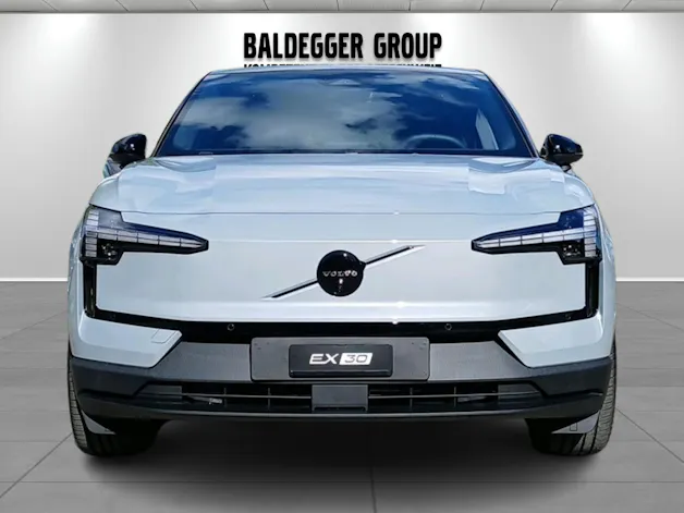 VOLVO EX 30 P8 Ultra XCENTRIC Black E