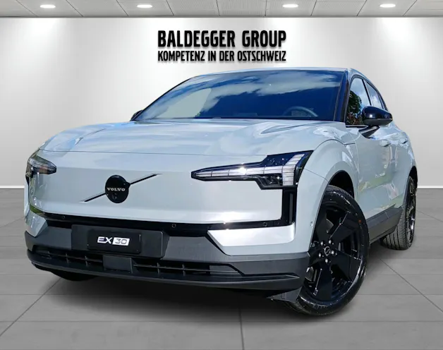 VOLVO EX 30 P8 Ultra XCENTRIC Black E