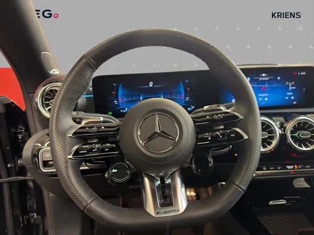 MERCEDES-BENZ CLA 35 4M - AMG / Panorama-Dach / Soundsystem / Multibeam LED / Ambiente-Licht