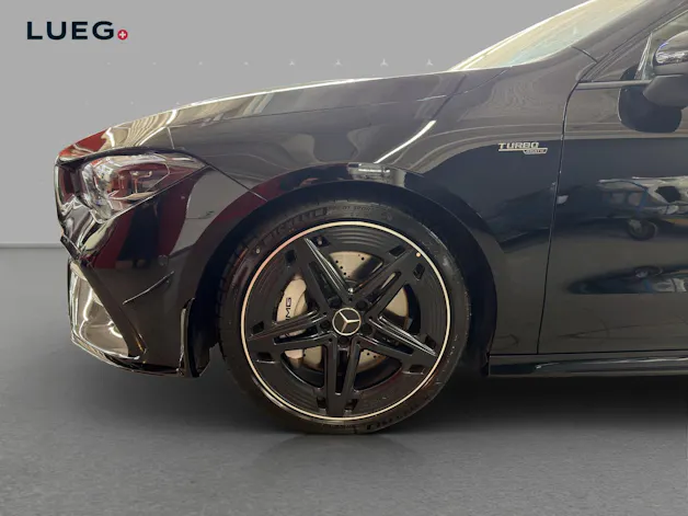 MERCEDES-BENZ CLA 35 4M - AMG / Panorama-Dach / Soundsystem / Multibeam LED / Ambiente-Licht