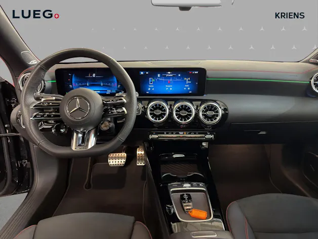 MERCEDES-BENZ CLA 35 4M - AMG / Panorama-Dach / Soundsystem / Multibeam LED / Ambiente-Licht