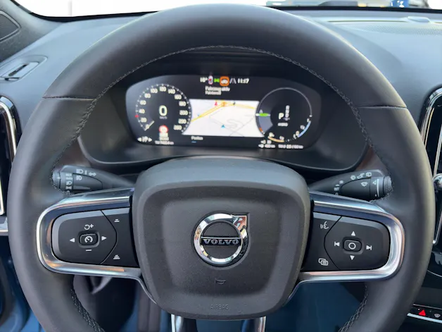 VOLVO XC40 1.5 T5 PiH Ultimate Dark