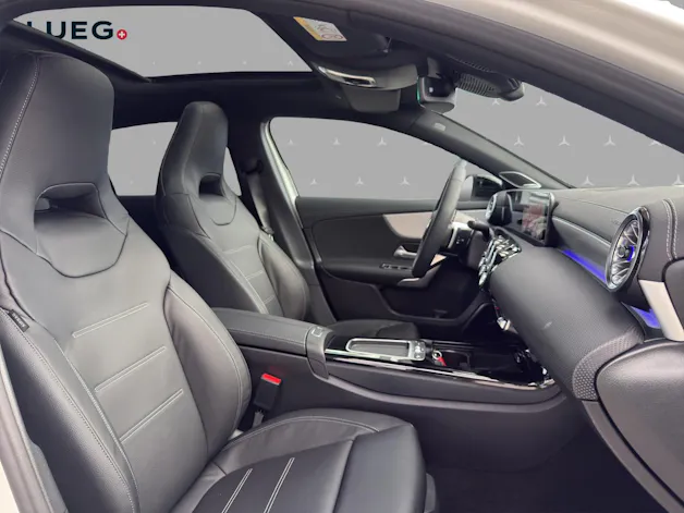 MERCEDES-BENZ A 220 4Matic 8G-DCT