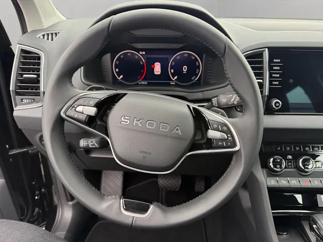 SKODA Karoq 1.5 TSI Dynamic DSG