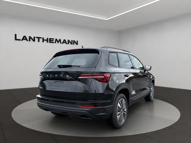 SKODA Karoq 1.5 TSI Dynamic DSG
