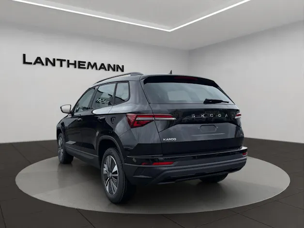 SKODA Karoq 1.5 TSI Dynamic DSG