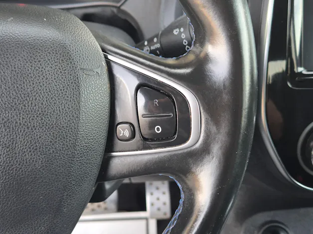 RENAULT Captur 1.3 T 16V S-Edition EDC