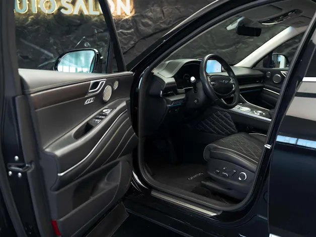 Genesis GV80 3.0 CRDI Luxus 7 Seater AT8 AWD *Werksgarantie*Massage*Sitzlüftung*Head-Up*