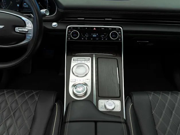 Genesis GV80 3.0 CRDI Luxus 7 Seater AT8 AWD *Werksgarantie*Massage*Sitzlüftung*Head-Up*