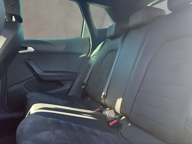 SEAT Arona 1.5 Eco TSI Hola FR DSG