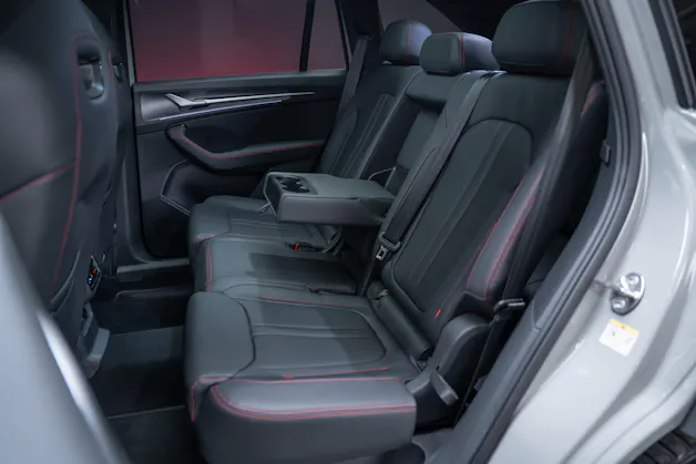 SKODA Kodiaq 2.0 TSI RS / 7Plätzer / Panorama-Schiebedach / 360°Kamera