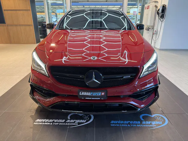 MERCEDES-BENZ CLA 45 AMG 381PS 4Matic Speedshift-Automat