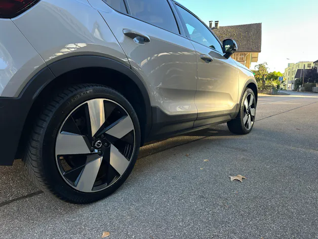 VOLVO C40 Recharge P8 Twin AWD Pure Electric Ultimate