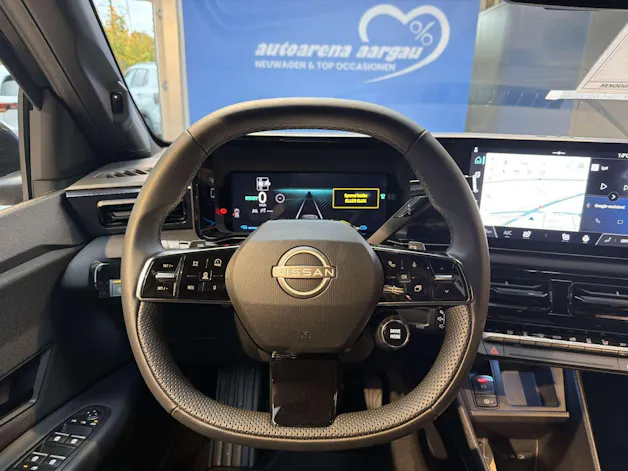 NISSAN Micra 52kWh Advance Automat