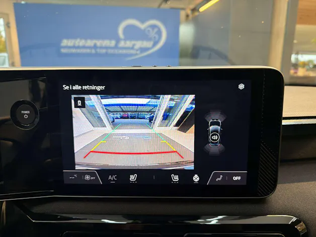 NISSAN Micra 52kWh Advance Automat