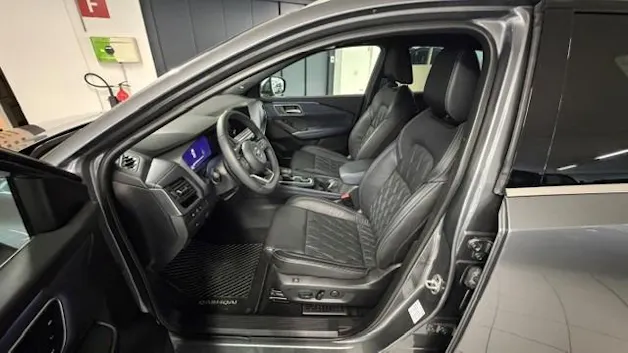 NISSAN Qashqai 1.3 DIG-T MHEV Tekna+ Xtronic 4x4