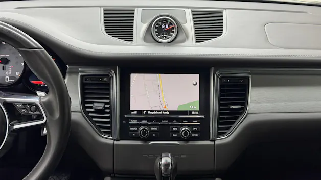 PORSCHE Macan S PDK
