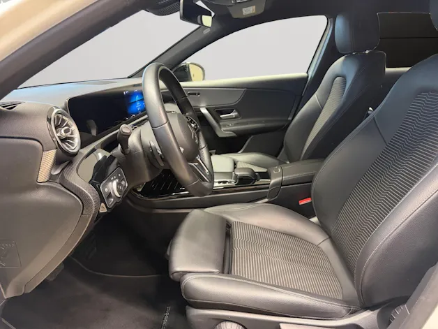 MERCEDES-BENZ A 180 Edition
