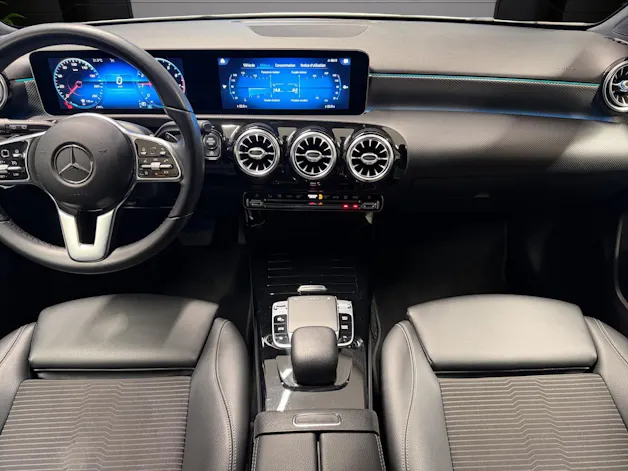 MERCEDES-BENZ A 180 Edition