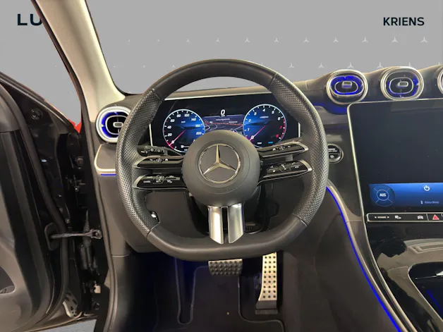 MERCEDES-BENZ GLC 200 4M - AMG / Rückfahrkamera / AHK / Soundsystem / Sitzmemory