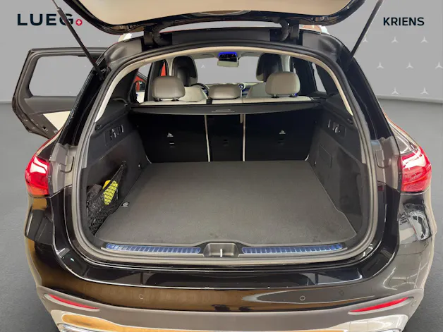 MERCEDES-BENZ GLC 200 4M - AMG / Rückfahrkamera / AHK / Soundsystem / Sitzmemory
