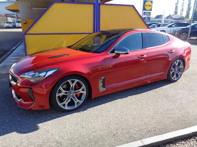 Kia Stinger 3.3 T-GDi GT Automat AWD