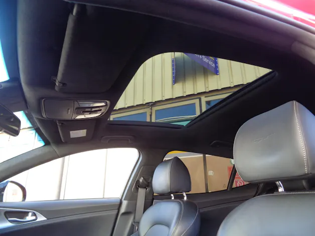 Kia Stinger 3.3 T-GDi GT Automat AWD